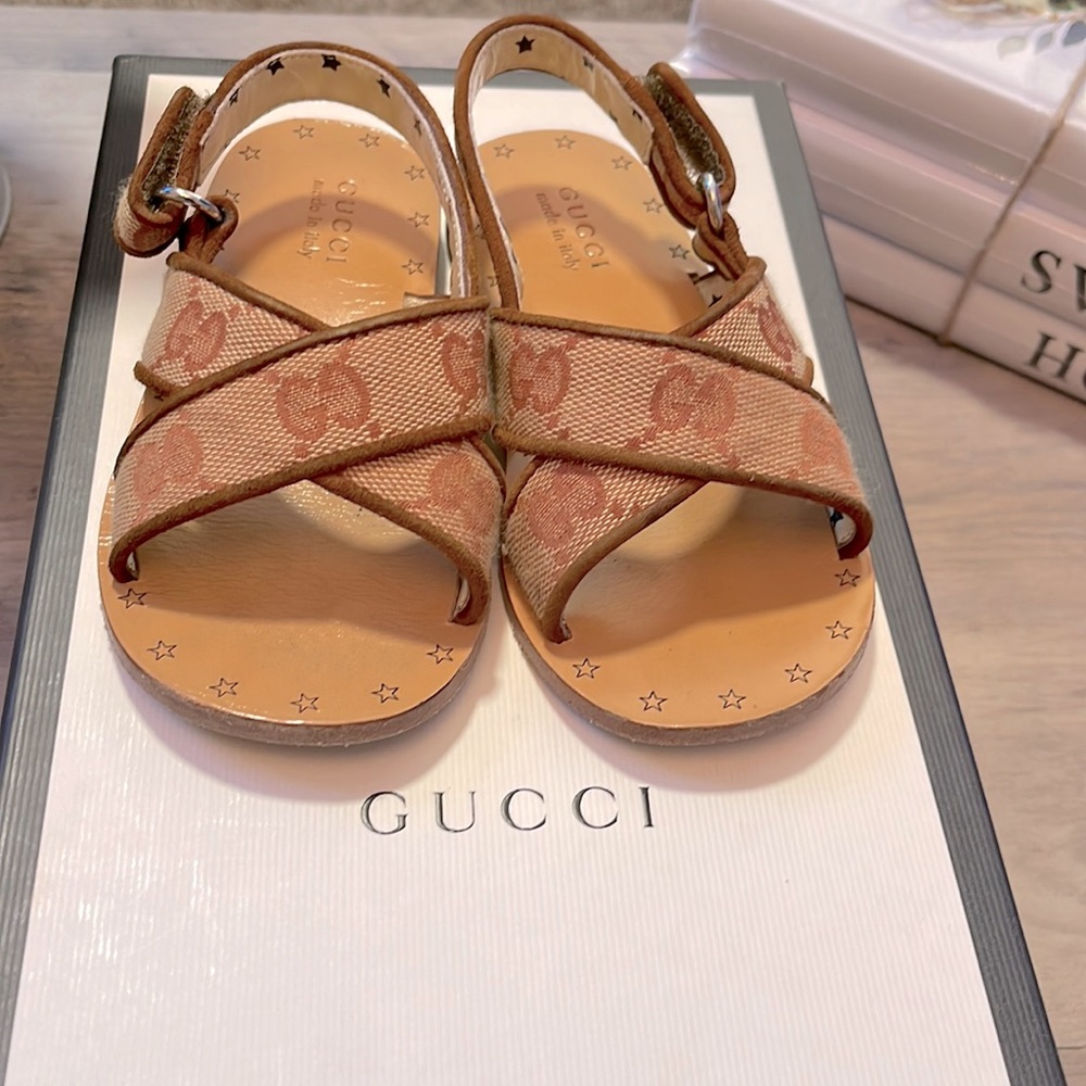 Gucci kids sandals